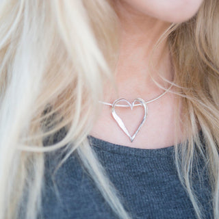 Gold heart necklet