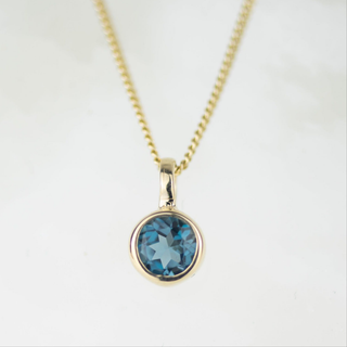 Gold 5mm London Blue Topaz Andromeda Pendant