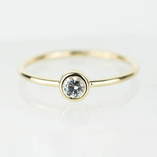 Andromeda - 4mm White Sapphire Ring