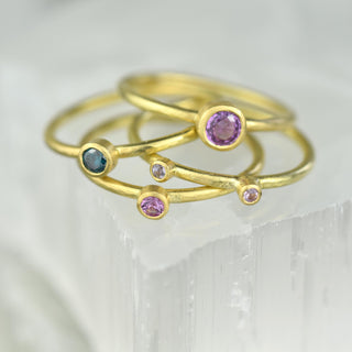 Chamaeleon - Purple Sapphire and Blue Diamond 18ct Gold Stacking Ring Set